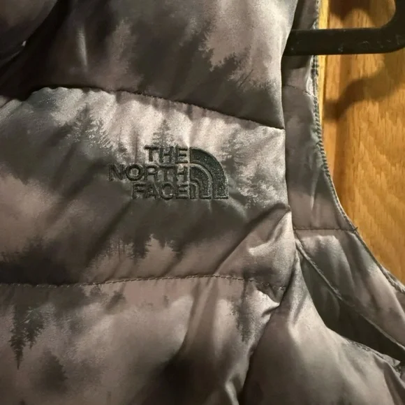The North Face Gray and Black Puffer Vest, small, tree design. 700 full count - Picture 2 of 5